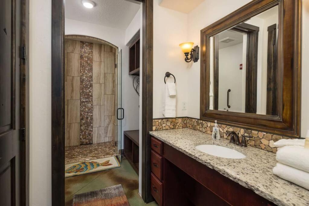 Luxury Downtown Rental Moab Esterno foto